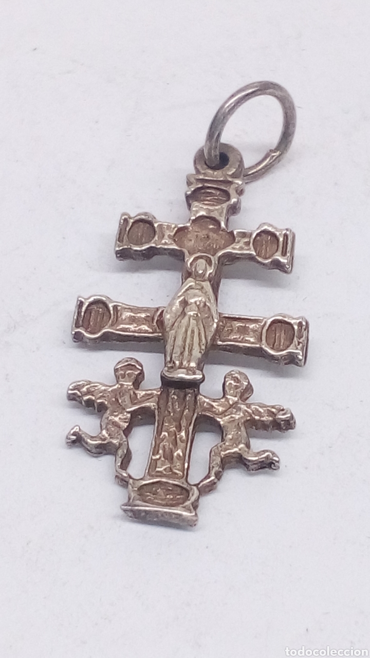 Antig&uuml;edades: Cruz Carabaca de plata - Foto 1