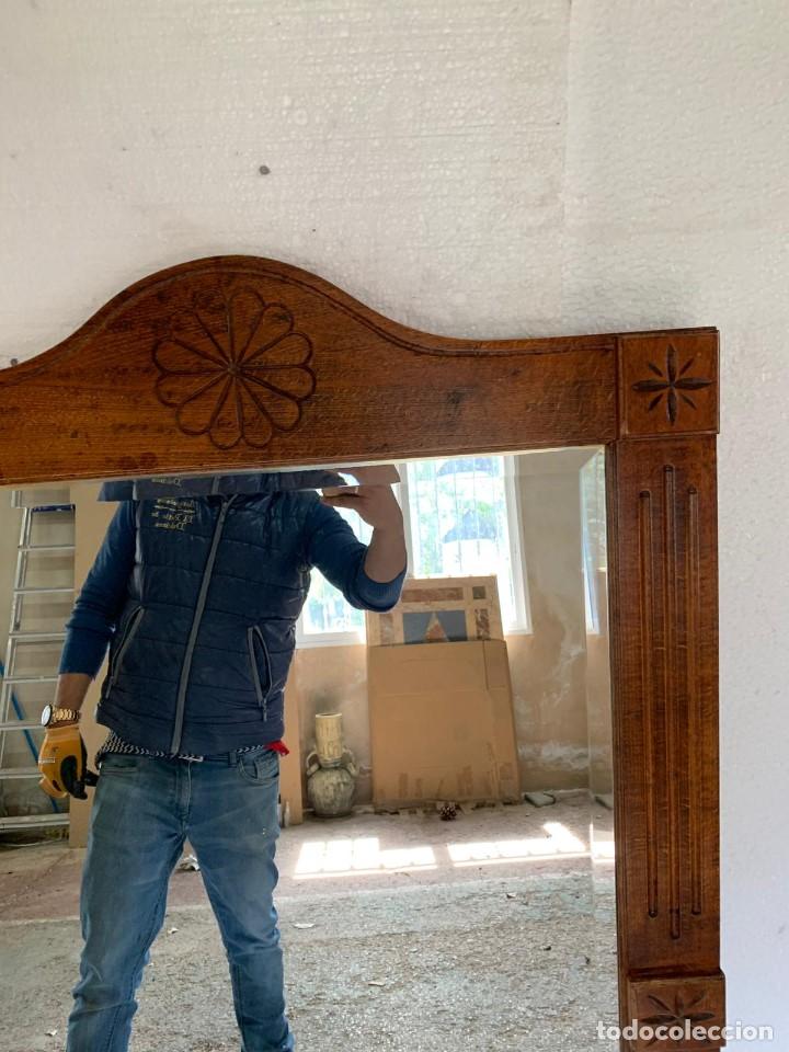 Antig&uuml;edades: ESPEJO TALLADO DE MADERA - Foto 3