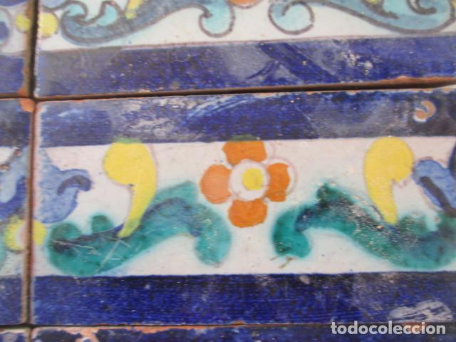 Antig&uuml;edades: Cenefas azulejos pintados - Foto 3