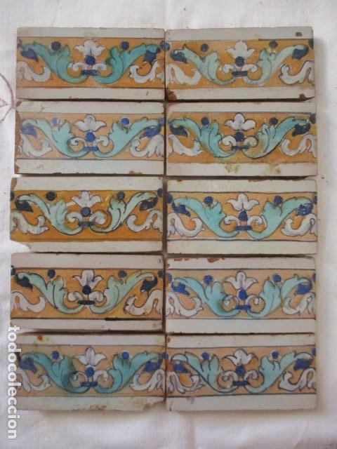 Antig&uuml;edades: Cenefas azulejos pintados - Foto 1