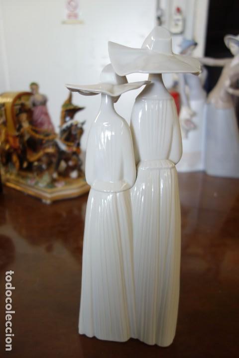 Antig&uuml;edades: Monjas blancas de LLADRO DE LOS A&Ntilde;OS 70 - Foto 3