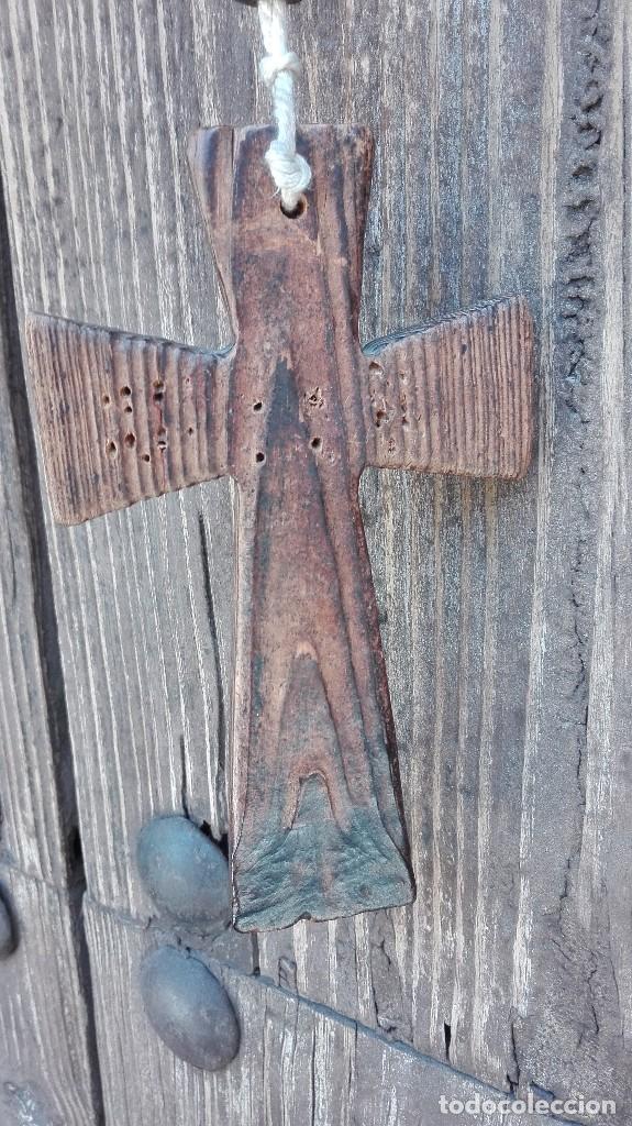 Antig&uuml;edades: Rosario de madera grande - Foto 4