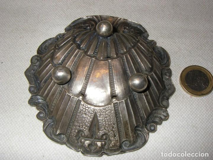 Antig&uuml;edades: Concha de plata contrastada - Foto 3