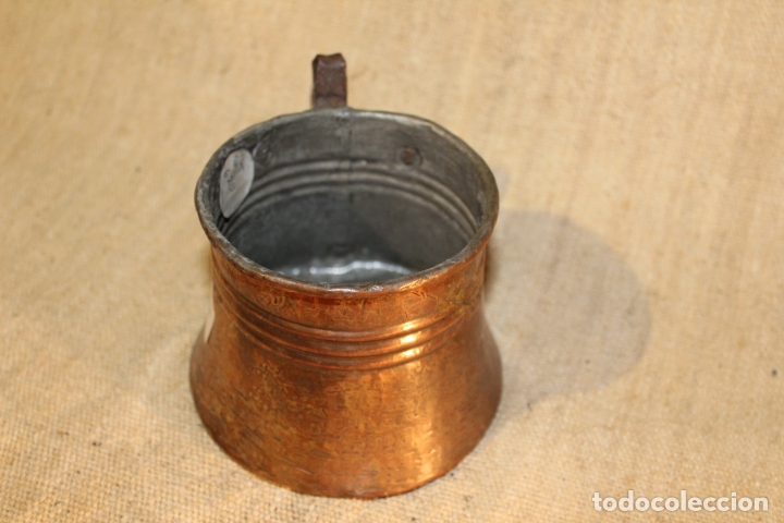 Antig&uuml;edades: jarra de cobre - Foto 2