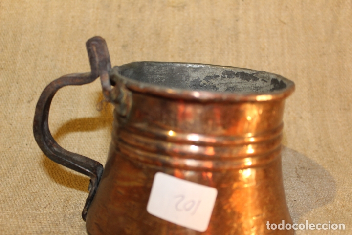 Antig&uuml;edades: jarra de cobre - Foto 3