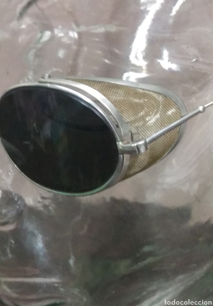 Antig&uuml;edades: Antiguas gafas de sol - Foto 2