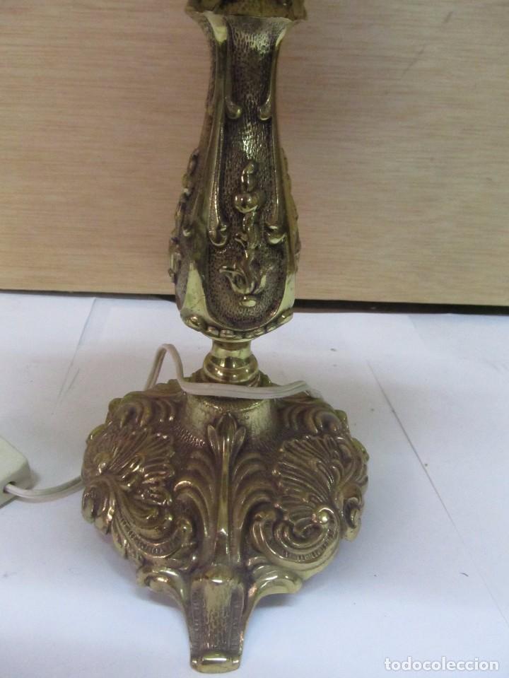 Antig&uuml;edades: ELEGANTE L&Aacute;MPARA DE BRONCE, EN FUNCIONAMIENTO - Foto 3