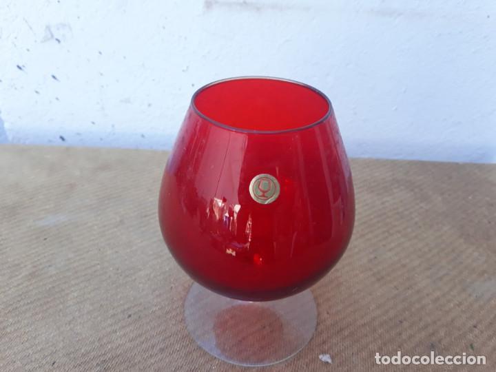 Antig&uuml;edades: copa grande roja - Foto 2