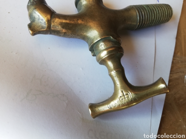 Antig&uuml;edades: Precioso Grifo 7cm total - Foto 3