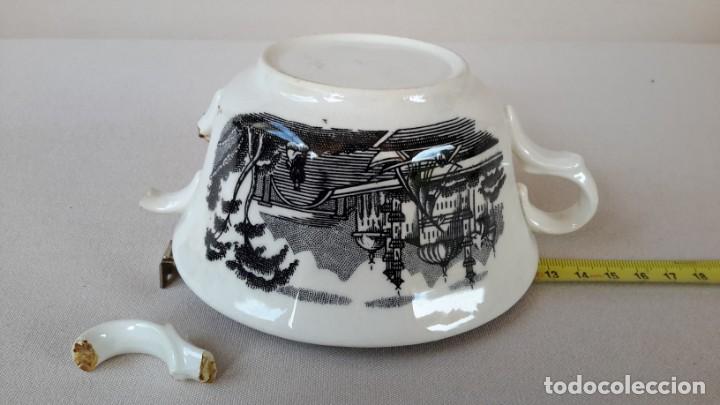 Antig&uuml;edades: Taza consom&eacute; - Foto 3