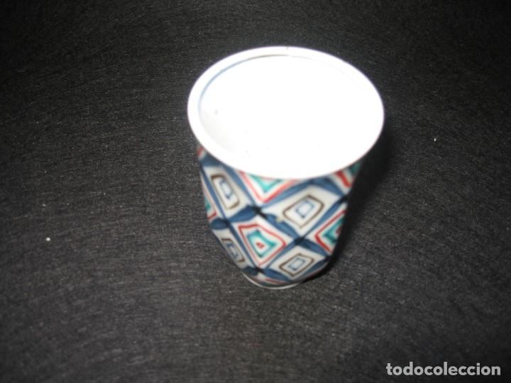 Antig&uuml;edades: MINI FLORERO DE CER&Aacute;MICA DECORADO - Foto 1