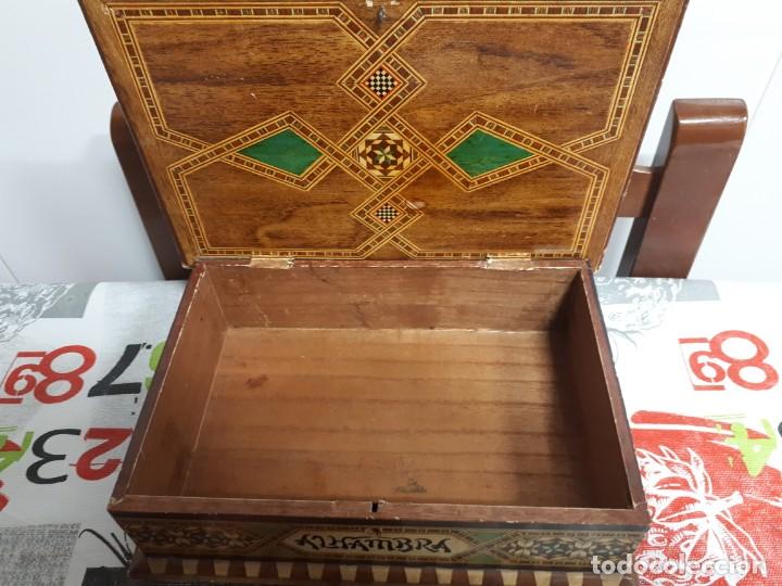 Antig&uuml;edades: antigua caja granadina - Foto 3