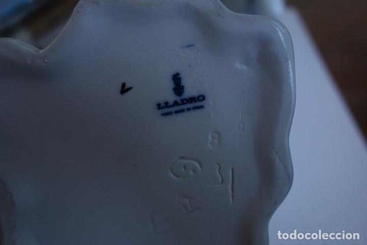 Antig&uuml;edades: Alimento a mi pato de Lladro. - Foto 6