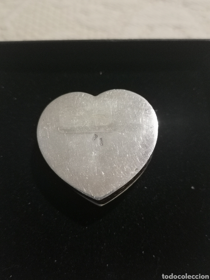 Antig&uuml;edades: Caja antigua de plata con forma de coraz&oacute;n - Foto 2