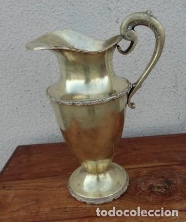 Antig&uuml;edades: Jarra antigua de bronce de iglesia - Foto 2