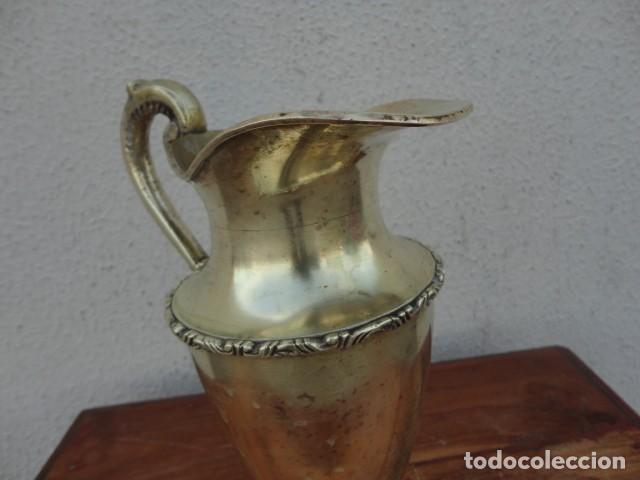 Antig&uuml;edades: Jarra antigua de bronce de iglesia - Foto 8