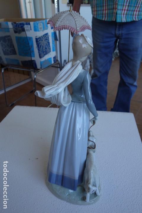 Antig&uuml;edades: Dama con chat de. LLADR&Oacute; DE LOS A&Ntilde;OS 70 - Foto 3