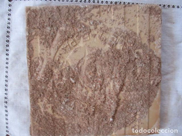 Antig&uuml;edades: azulejo heraldico Ramos Rejano - Foto 2