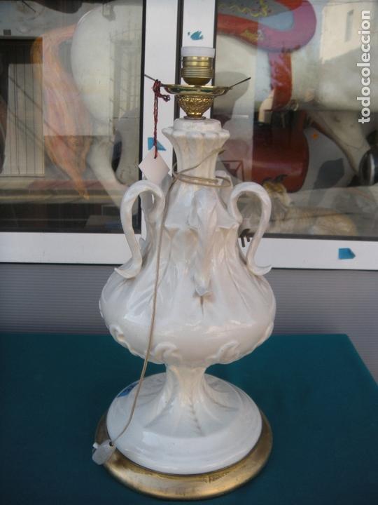 Antig&uuml;edades: L&Aacute;MPARA DE MANISES BLANCA - Foto 8