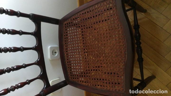 Antig&uuml;edades: Silla de rejilla - Foto 2