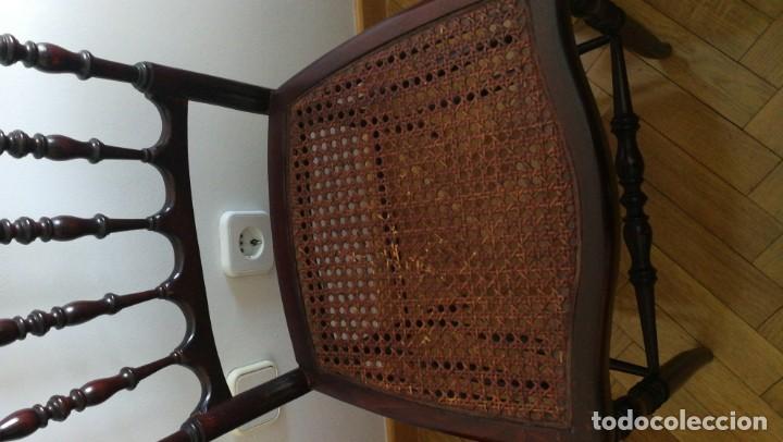 Antig&uuml;edades: Silla de rejilla - Foto 3