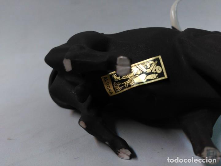 Antig&uuml;edades: TORO DE CERAMICA DE ALGORA - Foto 15