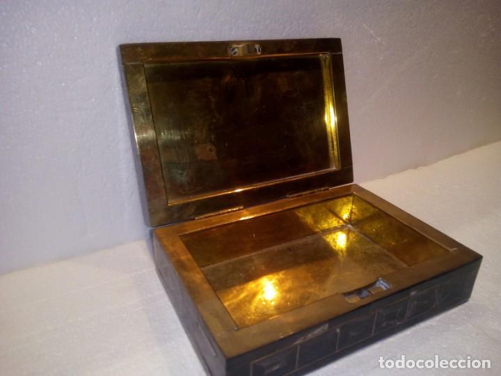 Antig&uuml;edades: Caja en asta de b&uacute;falo y lat&oacute;n - Foto 3