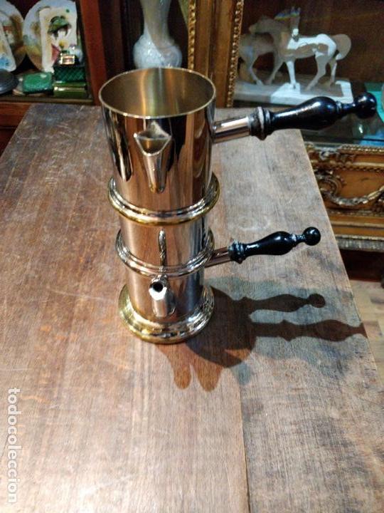 Antiguidades: Lote de 3 piezas, para servir t&eacute; o caf&eacute;, met&aacute;licas