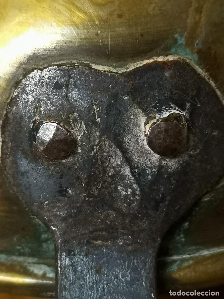 Antig&uuml;edades: Cucharon de 44cm de bronce con mango de hierro - Foto 8