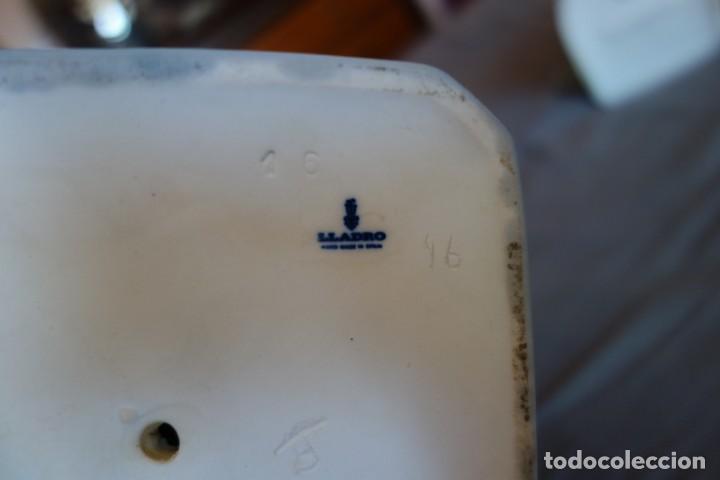 Antig&uuml;edades: DESHOLLINADOR TRISTE, de lladro, perfecta - Foto 6