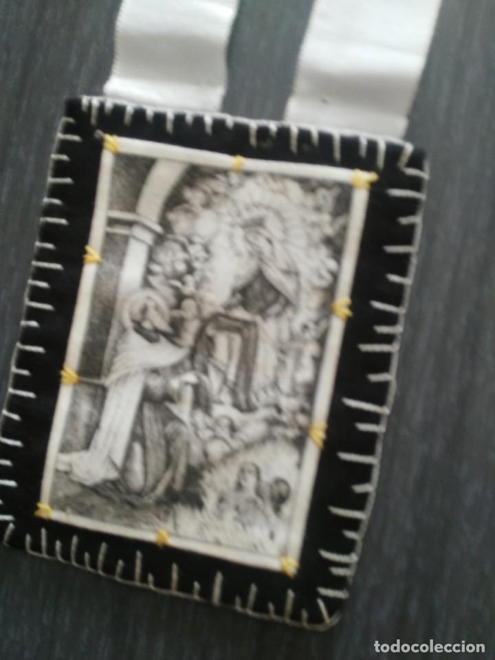 Antig&uuml;edades: Escapulario Cofrad&iacute;a virgen del carmen - Foto 3