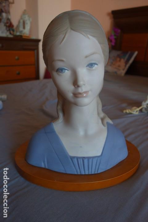 Antig&uuml;edades: Chica rubia DE LLADRO - Foto 1