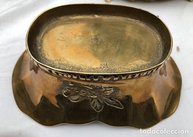 Antigüedades: Florero centro de mesa bronce - Foto 3 - 168095360