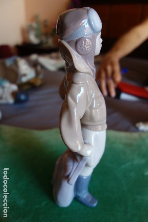 Antig&uuml;edades: Joven piloto de LLADRO . - Foto 2