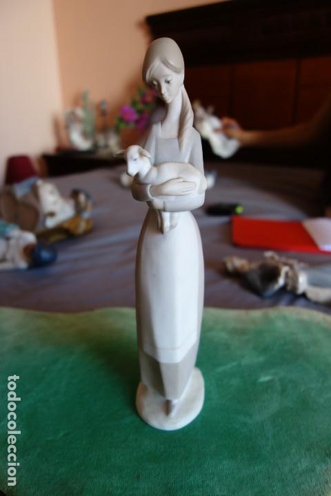 Antig&uuml;edades: Mi cordero de LLADRO - Foto 1