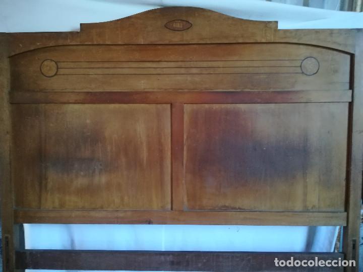Antig&uuml;edades: CAMA CL&Aacute;SICA CON MARQUETERIA - Foto 1