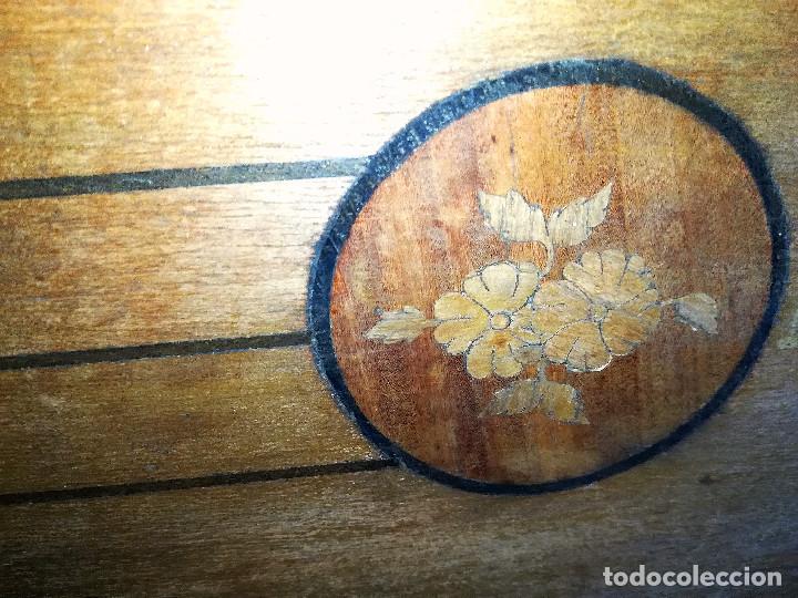 Antig&uuml;edades: CAMA CL&Aacute;SICA CON MARQUETERIA - Foto 3