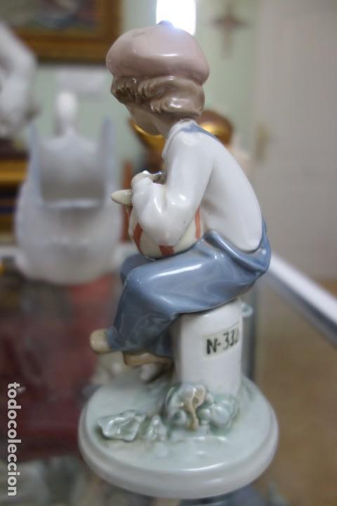 Antig&uuml;edades: El vagabundo y su perrito de LLADR&Oacute; . - Foto 2