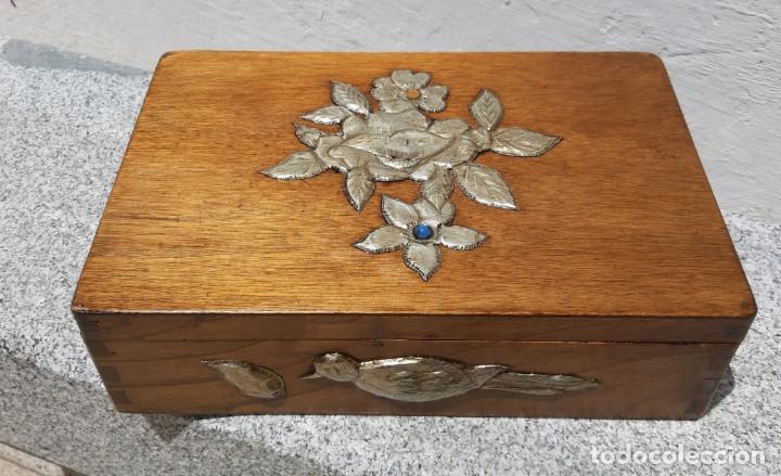 Antig&uuml;edades: Antig&uuml;a caja joyero de madera - Foto 3