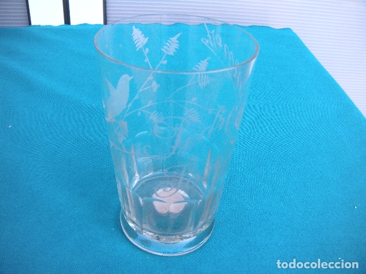 Antig&uuml;edades: VASO TALLADO CON MONEDA - Foto 1