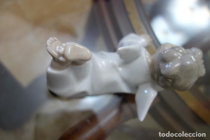 Antig&uuml;edades: Angelito acostado de LLADR&Oacute; . brillo - Foto 4