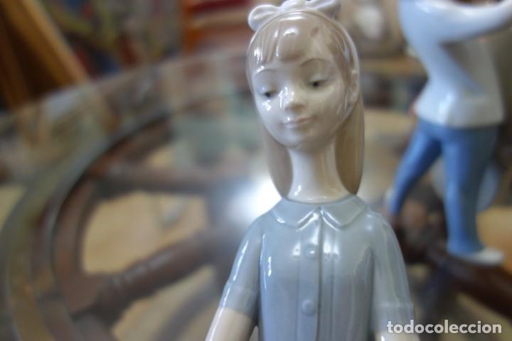 Antig&uuml;edades: Comida a la paloma de LLADR&Oacute; DE LOS A&Ntilde;OS 70 - Foto 5
