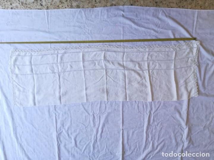 Antig&uuml;edades: tapete manto para mesa altar iglesia p&ordm;. S.XX