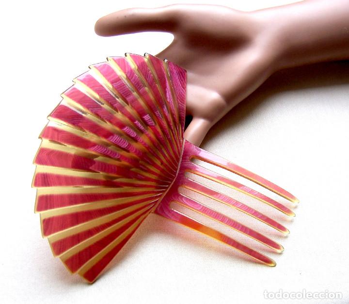 Antig&uuml;edades: Art deco peine del cabello forma de abanico de celuloide rosa - Foto 8