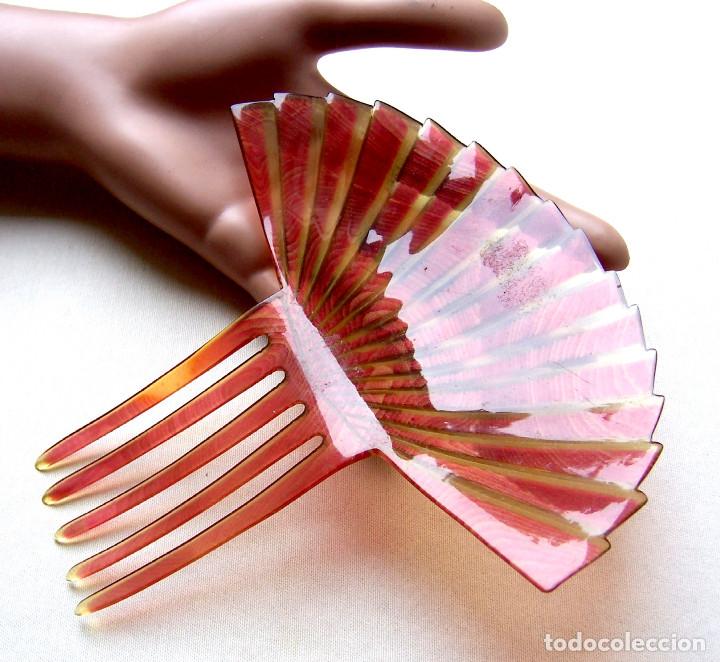 Antig&uuml;edades: Art deco peine del cabello forma de abanico de celuloide rosa - Foto 9