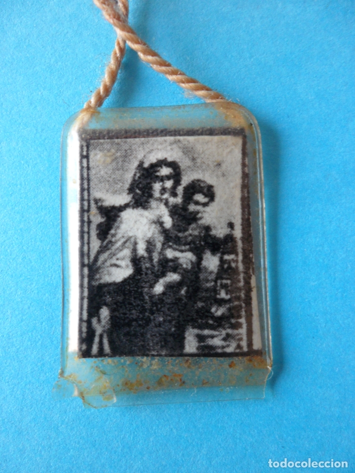 Antig&uuml;edades: Variado lote de Escapularios de la Virgen del Carmen - Foto 7