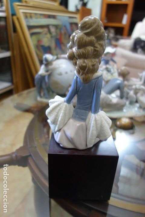 Antig&uuml;edades: Damita sentada de LLADR&Oacute; ,perfecta - Foto 3