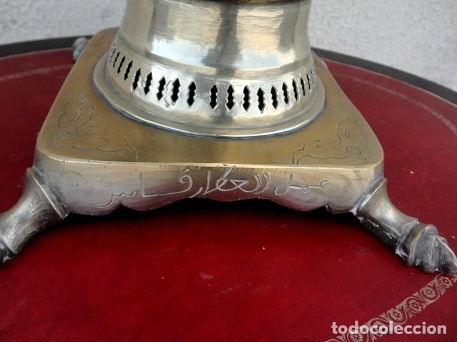 Antig&uuml;edades: Samovar antiguo de metal repujado - Foto 16