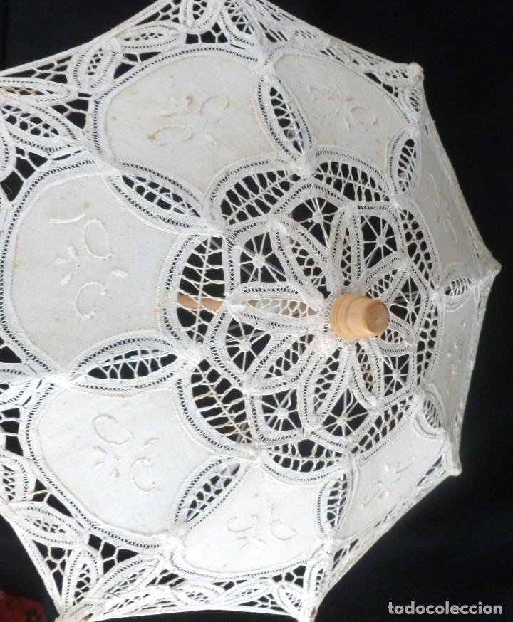 Antig&uuml;edades: SOMBRILLA DE ENCAJE PARA MU&Ntilde;ECA - Foto 1