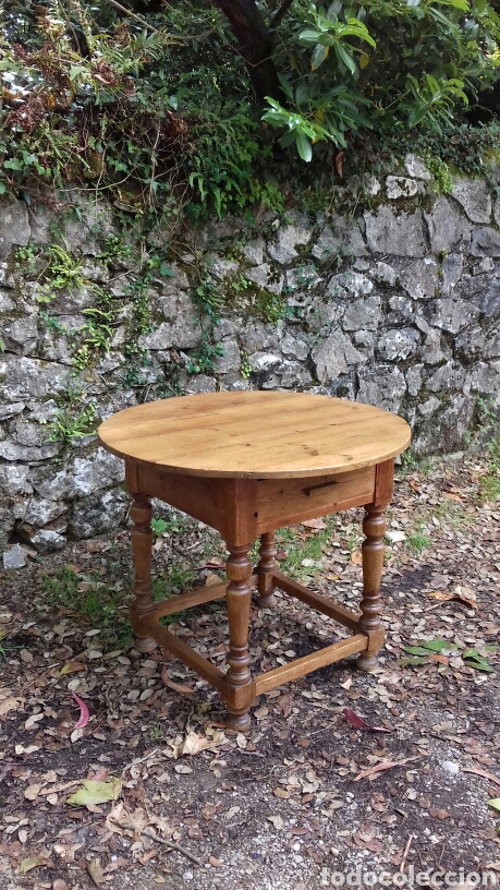 mesa redonda de madera de pino - con cajón - pa - Buy Antique tables on  todocoleccion